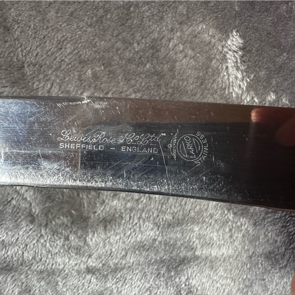 Old Sheffield Stag Horn Carving Set with Nickel Silver end caps. - Picture 6 of 10